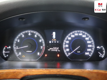 2010 - hyundai equus