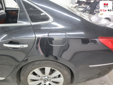 2010 - hyundai equus