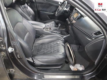 2012 - kia k7
