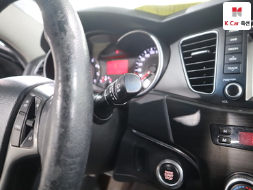 2012 - kia k7