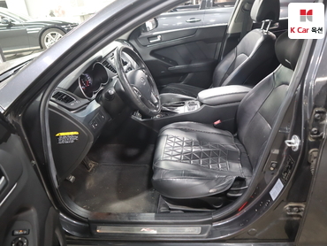 2012 - kia k7