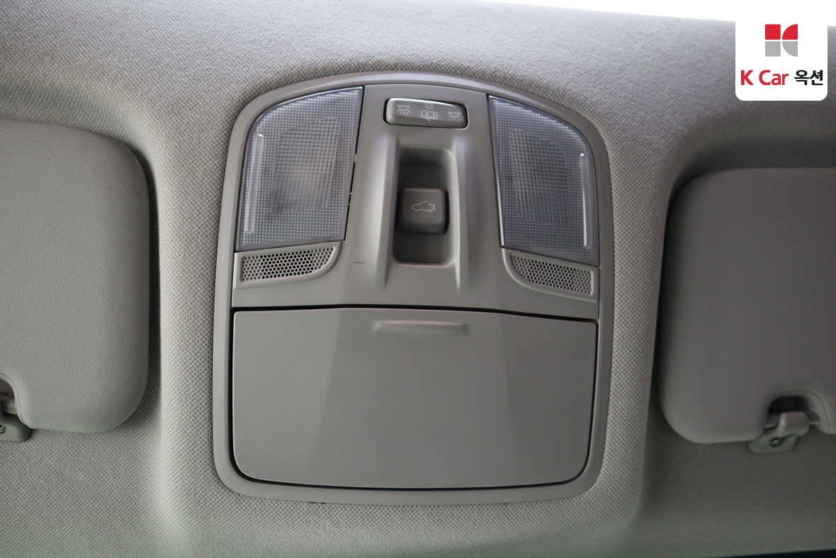 Hyundai Elantra - 13