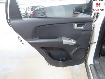 2010 - kia sportage