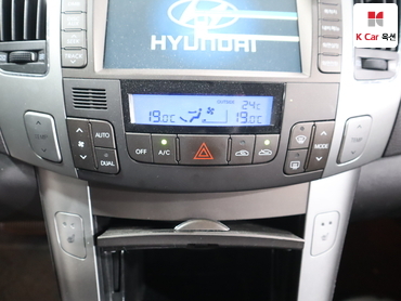 2009 - hyundai sonata