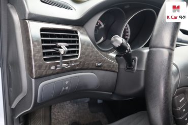 2009 - kia roche
