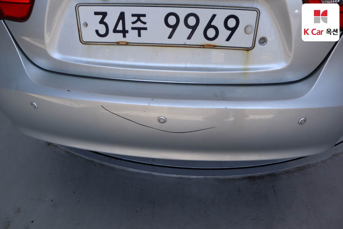 Hyundai Elantra - 43
