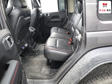 2019 - jeep wrangler