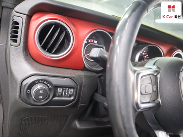 2019 - jeep wrangler