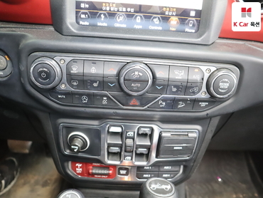 2019 - jeep wrangler