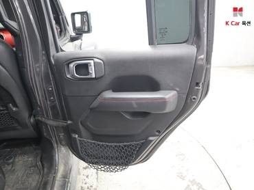 2019 - jeep wrangler