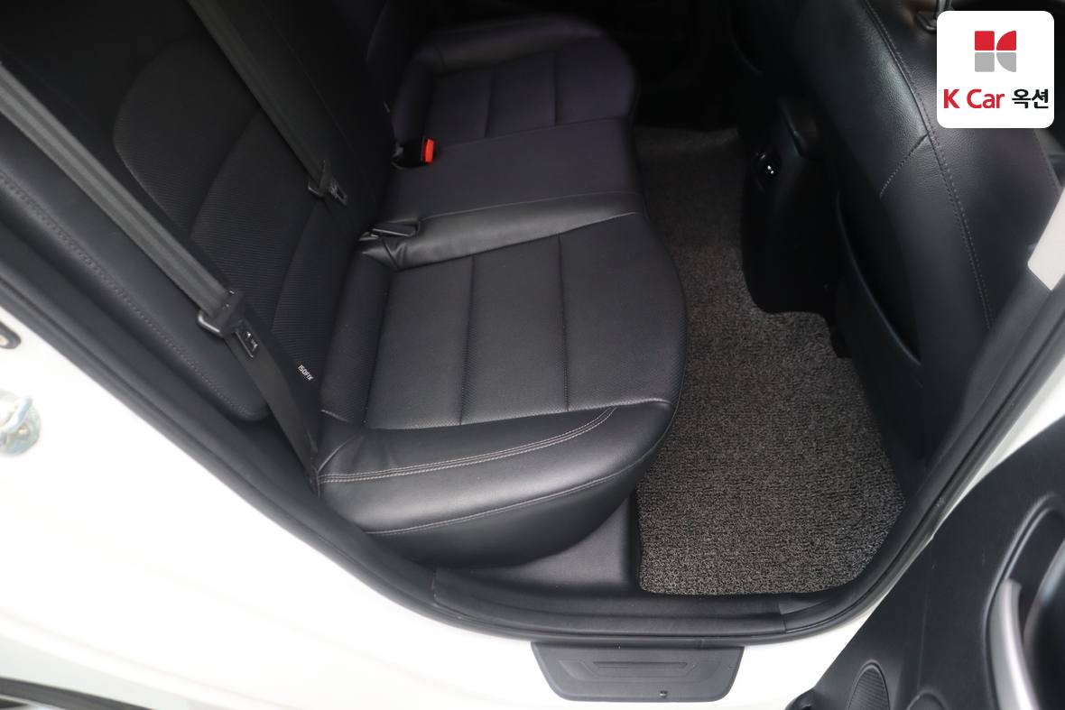 Kia K3 - 25