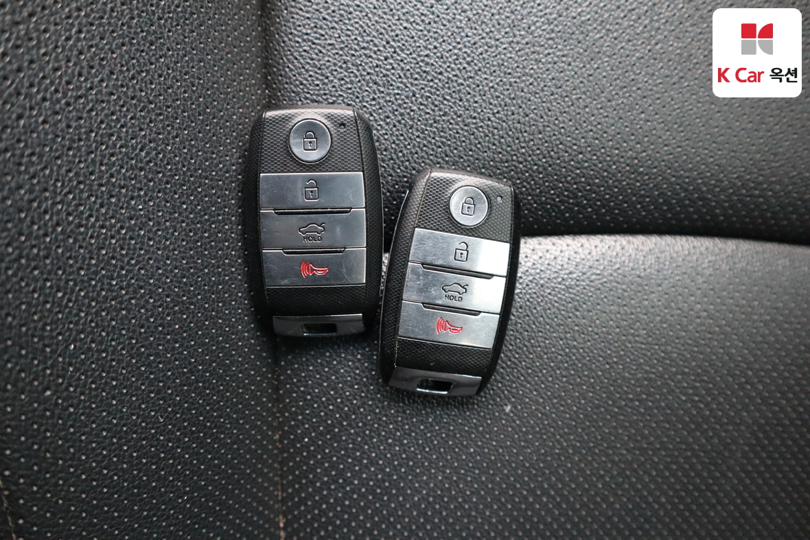 Kia K5 - 16