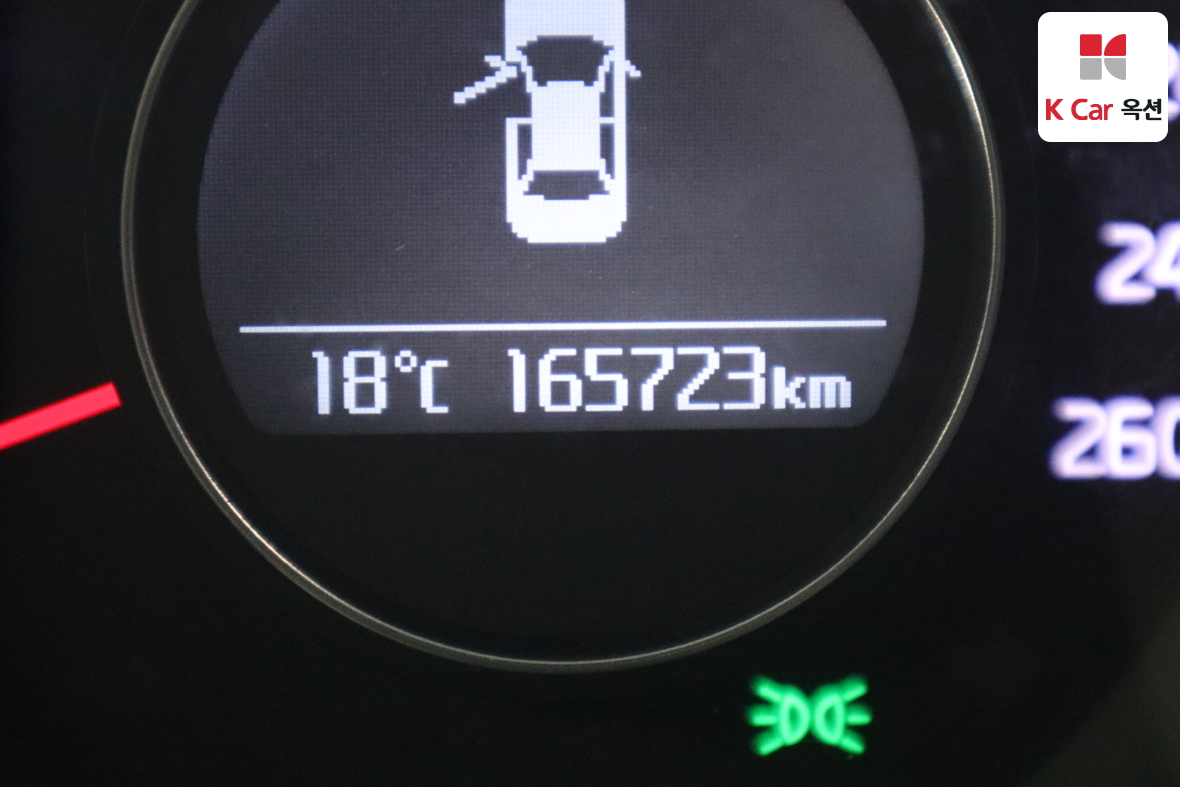 Kia K5 - 4