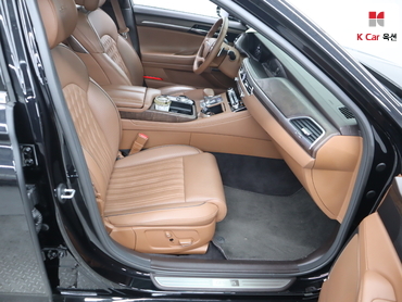 2021 - genesis g90