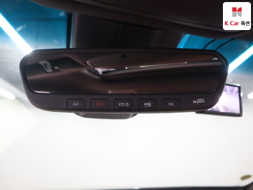2021 - genesis g90