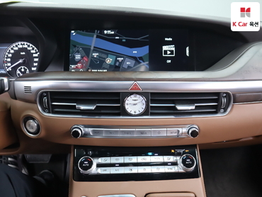 2021 - genesis g90