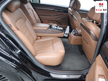 2021 - genesis g90