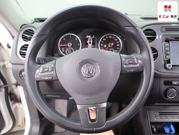2016 - volkswagen tiguan