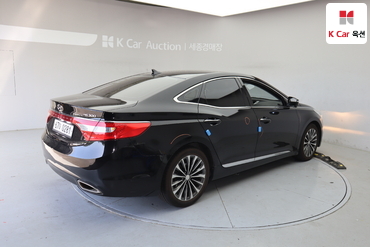 2013 - hyundai grandeur