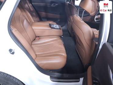 2022 - genesis g80