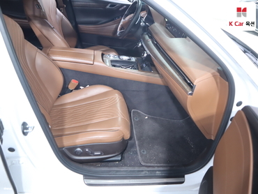 2022 - genesis g80