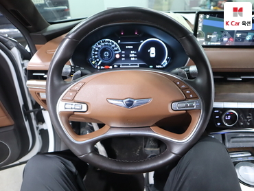 2022 - genesis g80