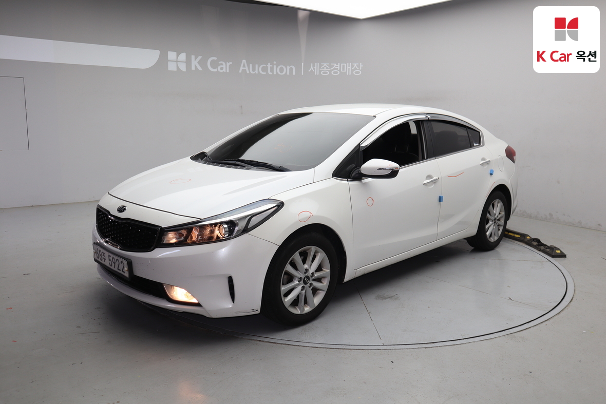 Kia K3 - 1