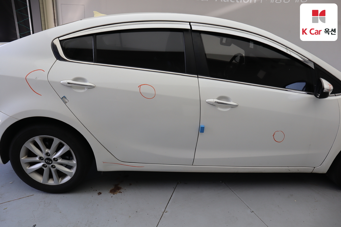 Kia K3 - 37