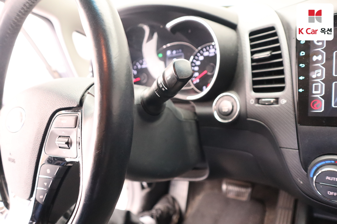 Kia K3 - 11
