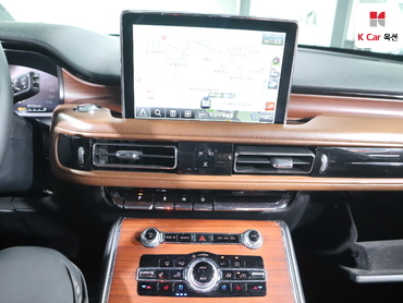 2021 - lincoln aviator