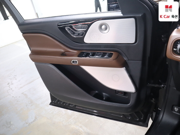2021 - lincoln aviator