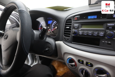 2010 - hyundai verna