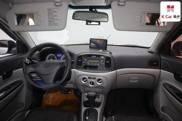 2010 - hyundai verna