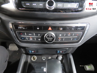 2021 - kgm rexton