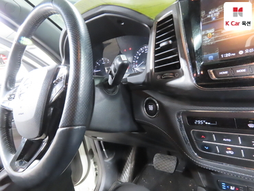 2021 - kgm rexton