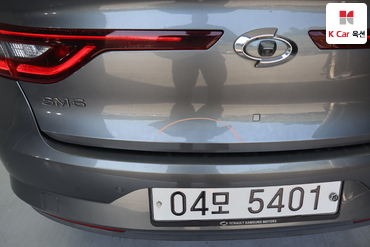 2016 - renault sm6
