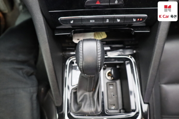 2016 - renault sm6
