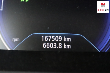 2016 - renault sm6