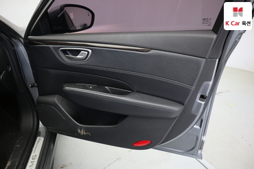 2016 - renault sm6