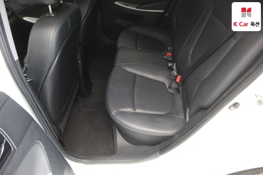 2011 - hyundai accent