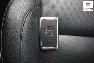 2020 - renault qm6