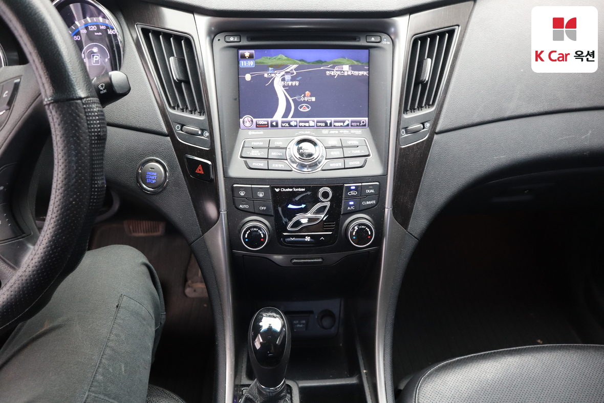 Hyundai Sonata - 6
