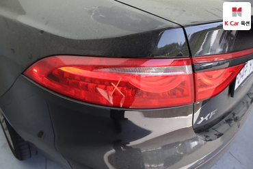 2017 - jaguar xf