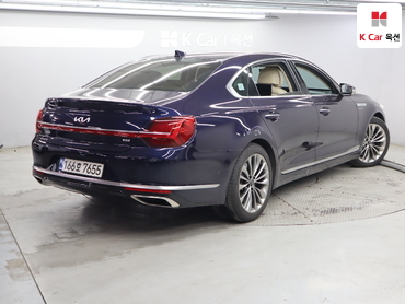 2023 - kia k9