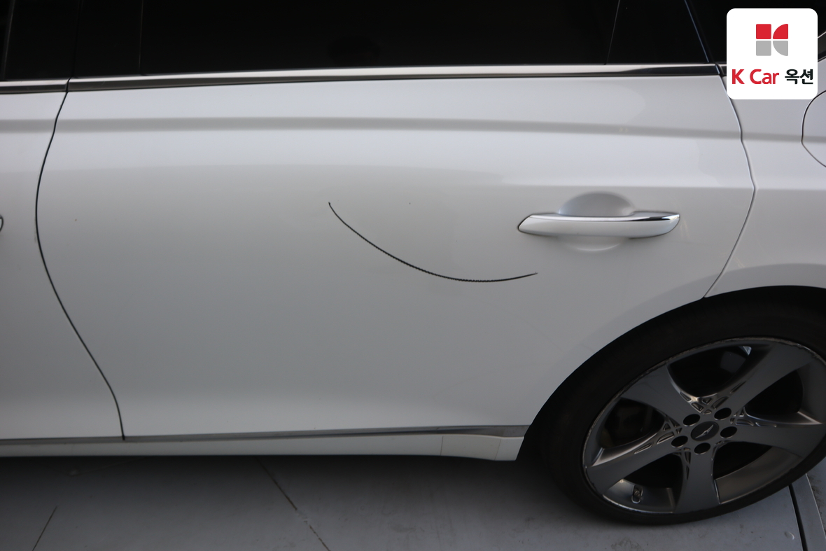 Genesis G80 - 43