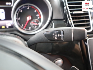 2017 - mercedes-benz gle350 d