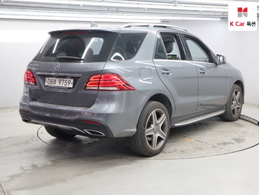 2017 - mercedes-benz gle350 d