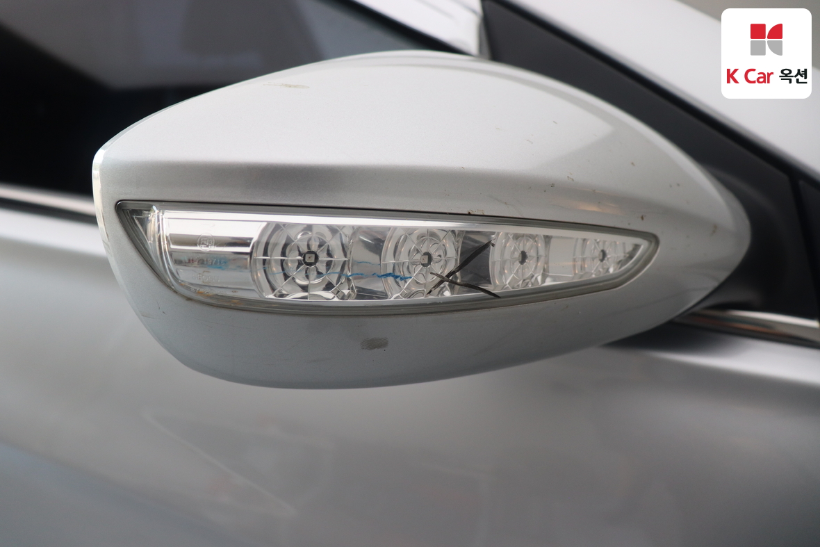 Hyundai Sonata - 35