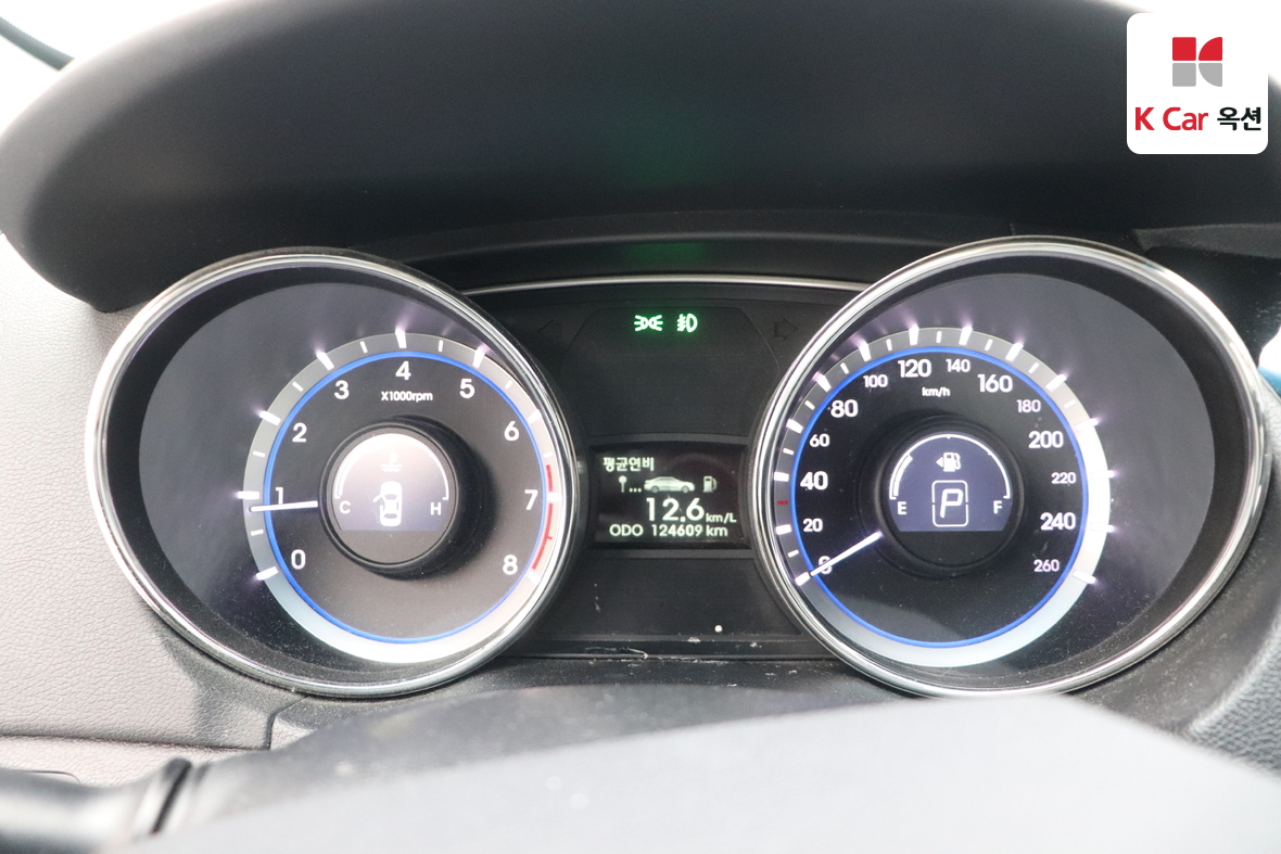 Hyundai Sonata - 5