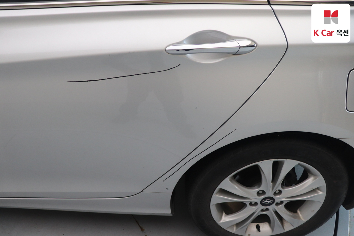 Hyundai Sonata - 40